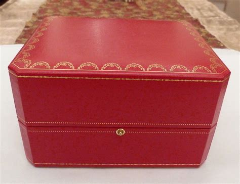 maison cartier red box